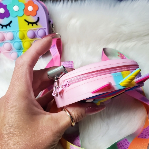 Poppable Unicorn 🦄 bag set ( 2 bags) - Picture 2 of 4